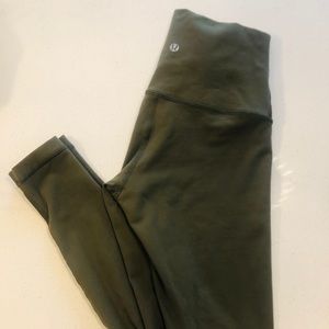 Lululemon Wunder Under 28” Army Green